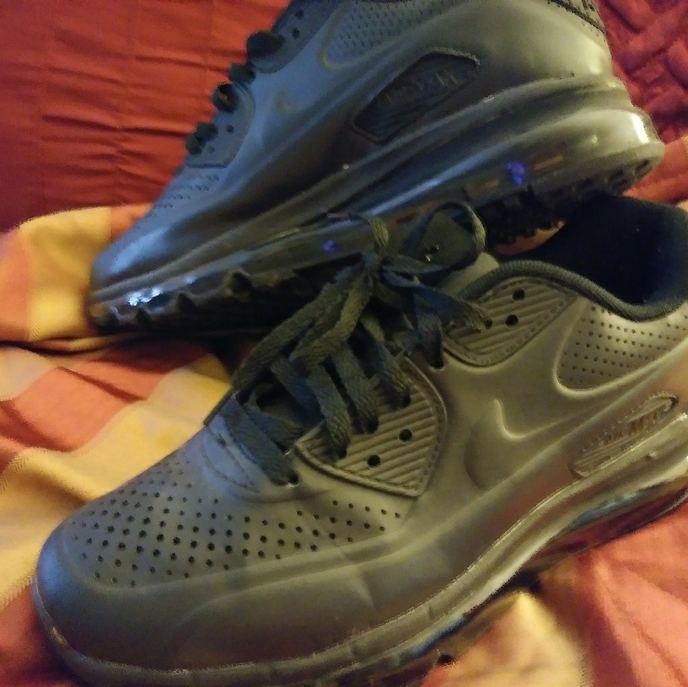 Nike. Air black sneakers